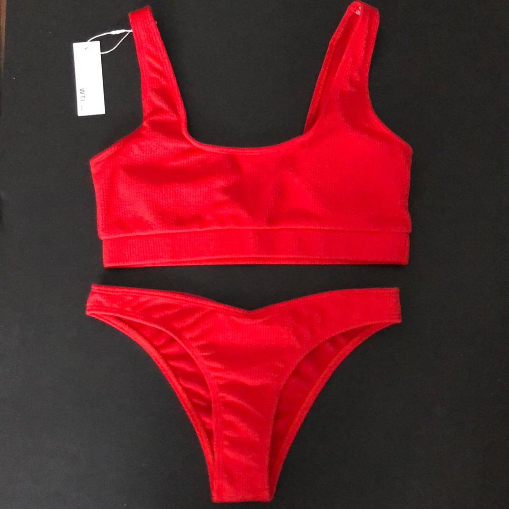 Red ribbed thick strap bikini